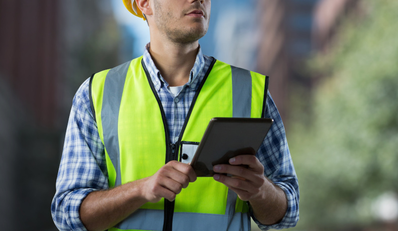 Mobile Field Worker Updating Work Orders